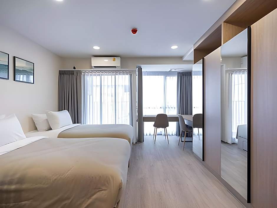 Salaya One Hotel & Service Apartment