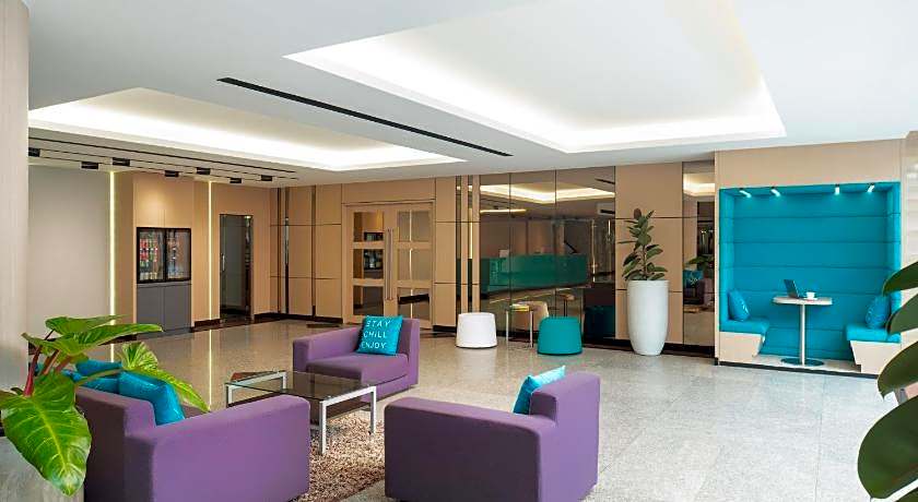 Cross Vibe Bangkok Srinakarin