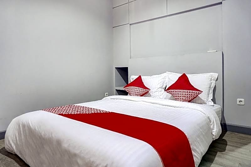 OYO 1805 Fatmawati Mansion Syariah