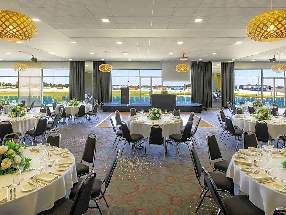 Mantra Melbourne Melton