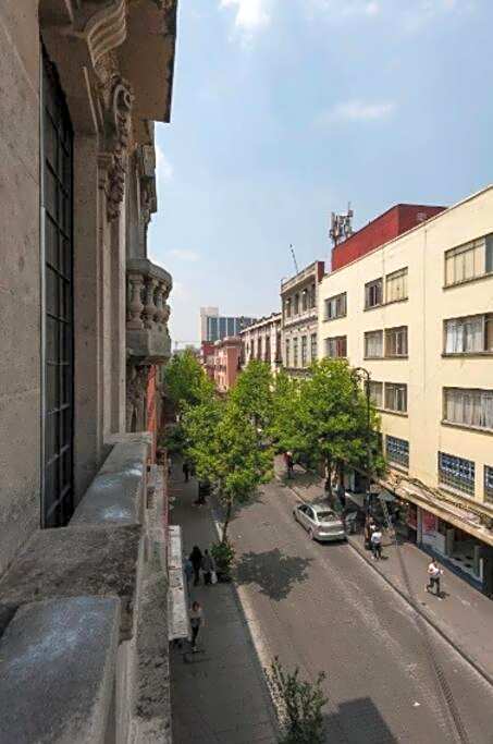 205 Zocalo Cathedral 2bdrmB 2Bath fits 10 AC Apt
