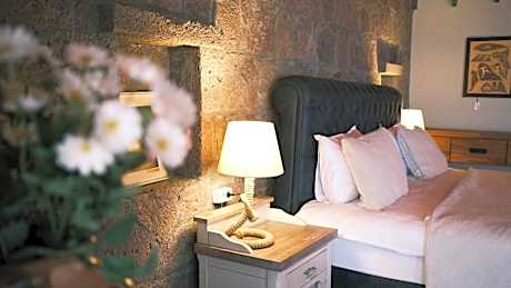 Studio with Spa Bath