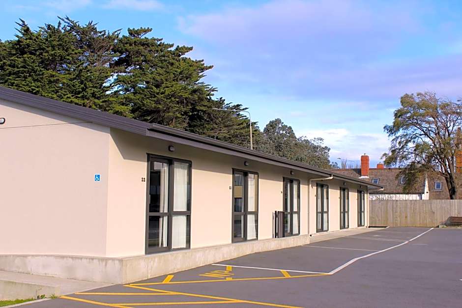 Townsman Motor Lodge