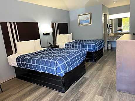 2 Double Beds, Smoking