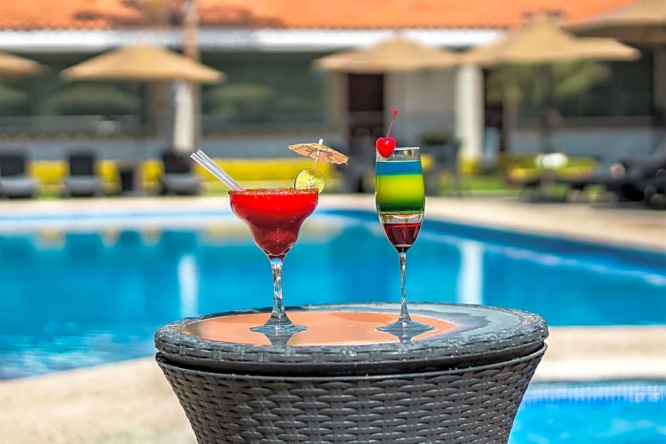 Hotel Ecce Inn