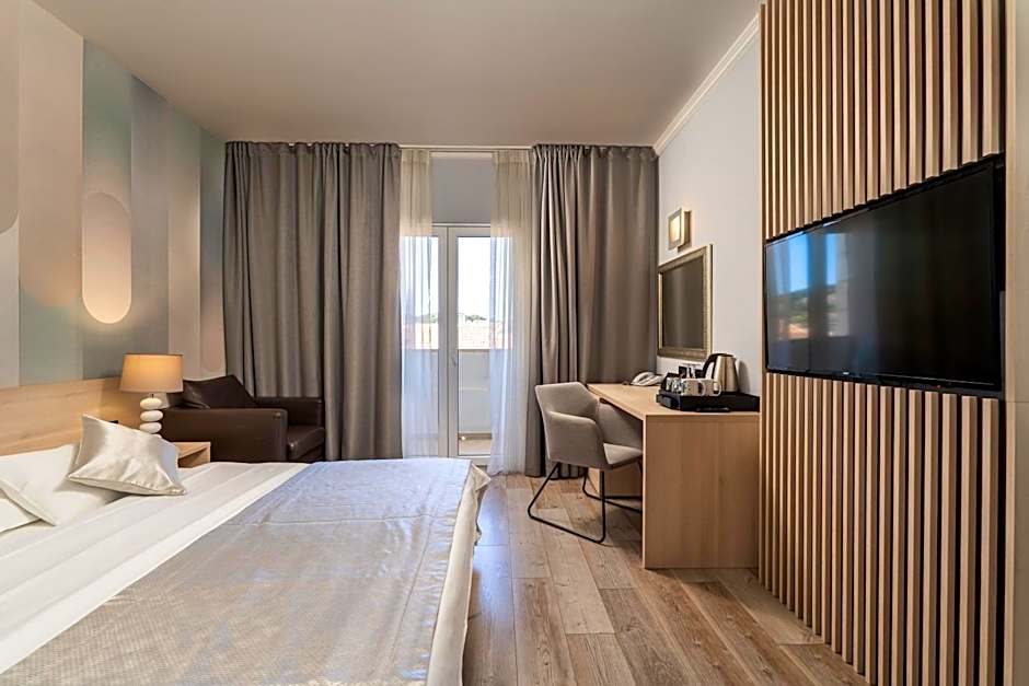 Berkeley Hotel & Day Spa