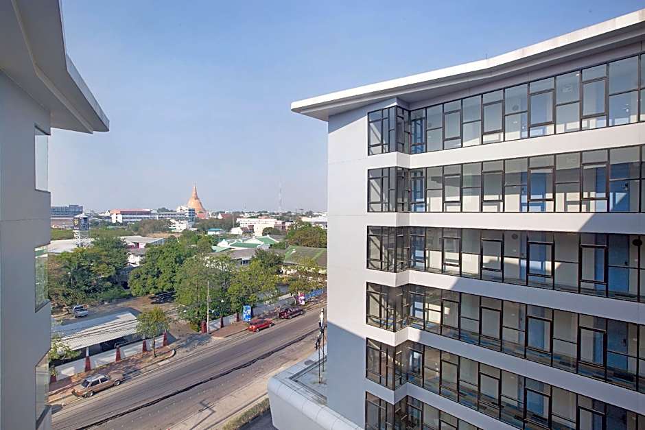 Xen Hotel Nakhon Pathom