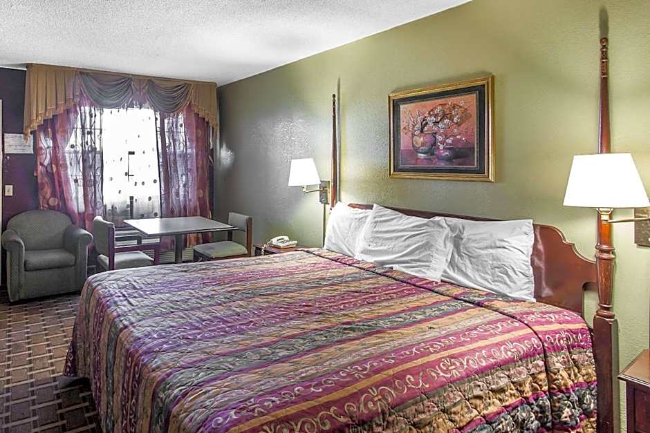 Rodeway Inn & Suites Smyrna