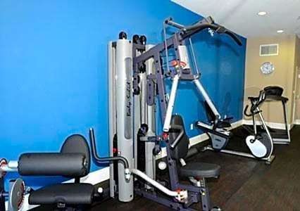 Comfort Suites near Tanger Outlet Mall