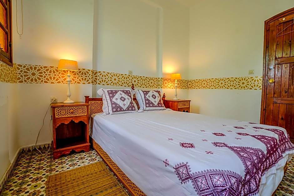 Riad Salt River