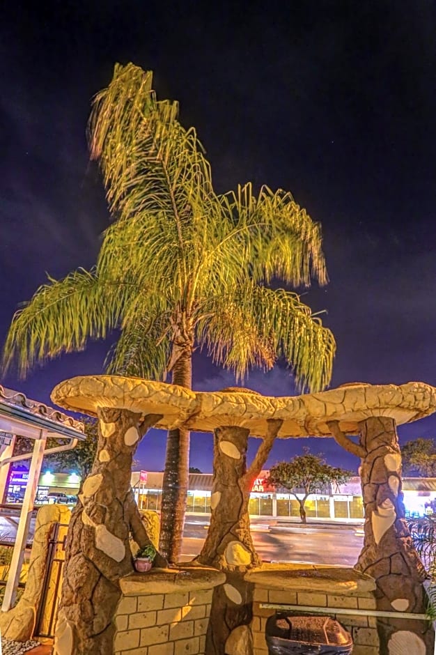 Green Seas Motel