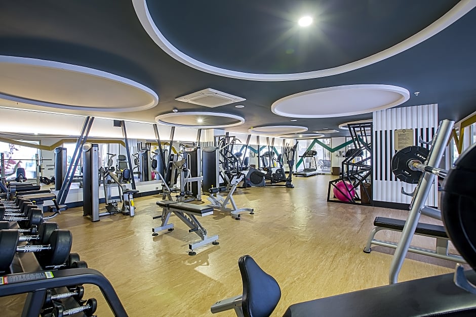 J'Adore Deluxe Hotel & Spa