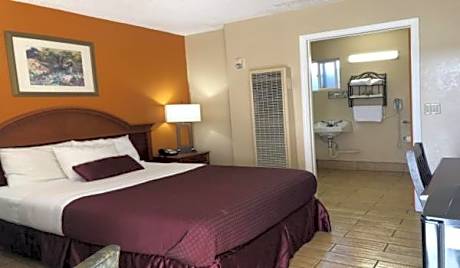 Queen Studio - Disability Access