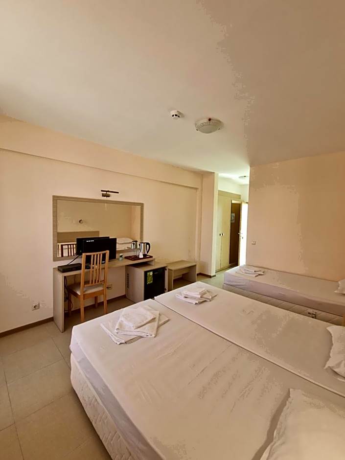 Александра