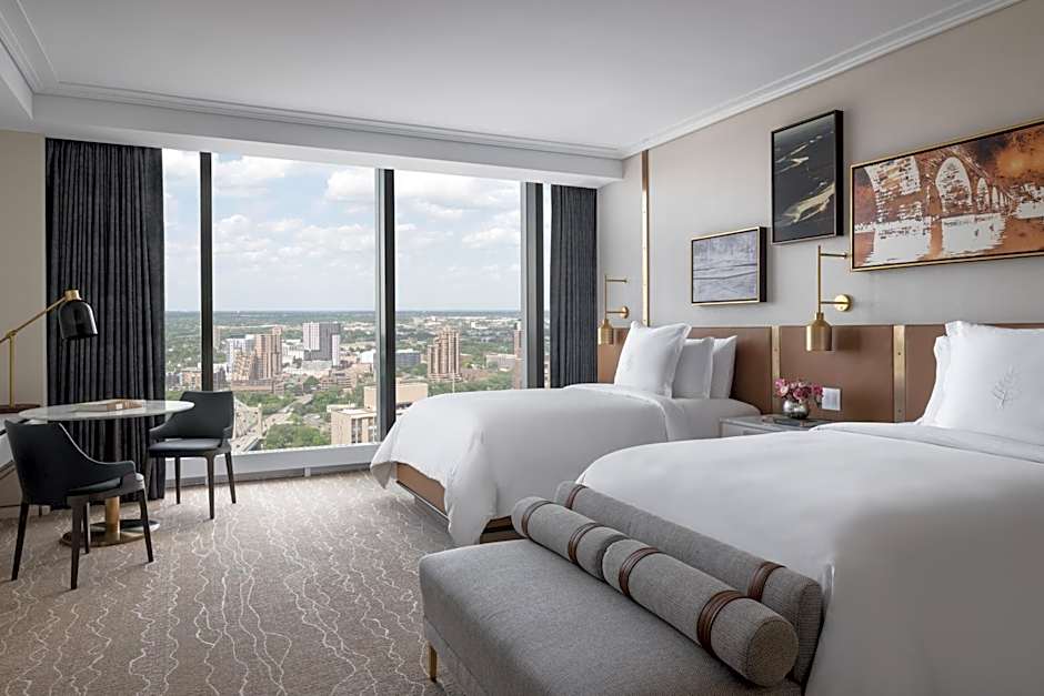 Four Seasons Hotel Minneapolis