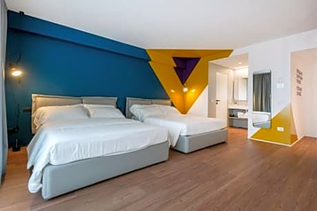 Junior Suite with Balcony