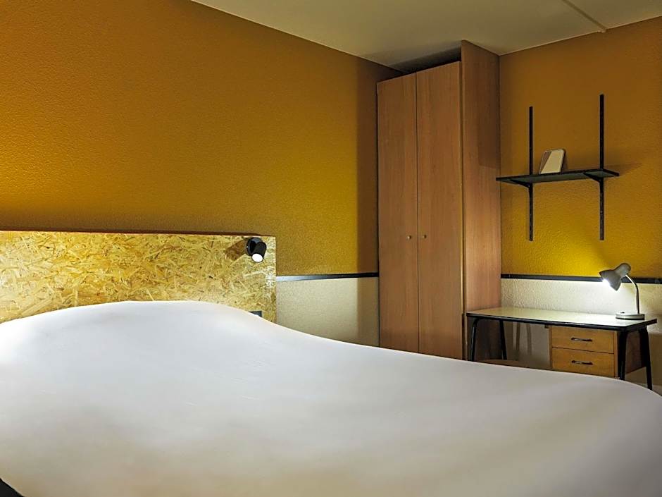 Greet Hôtel Villeneuve la Garenne - rénové