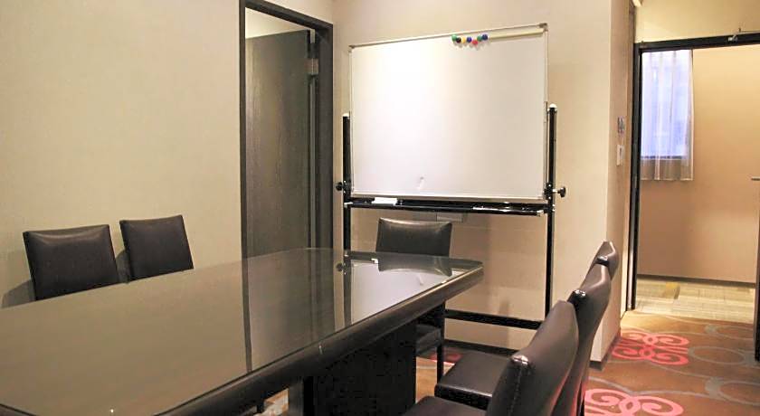 Capital Hotel Songshan