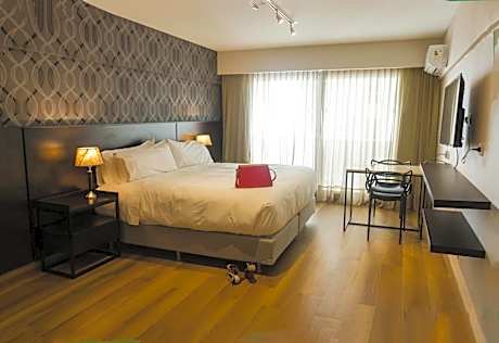 Queen Room - Disability Access