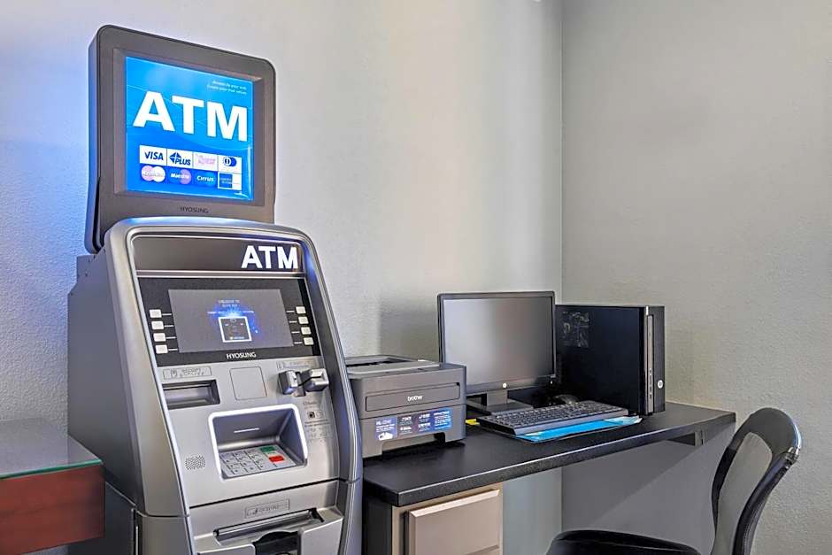 Days Inn by Wyndham Black River Falls