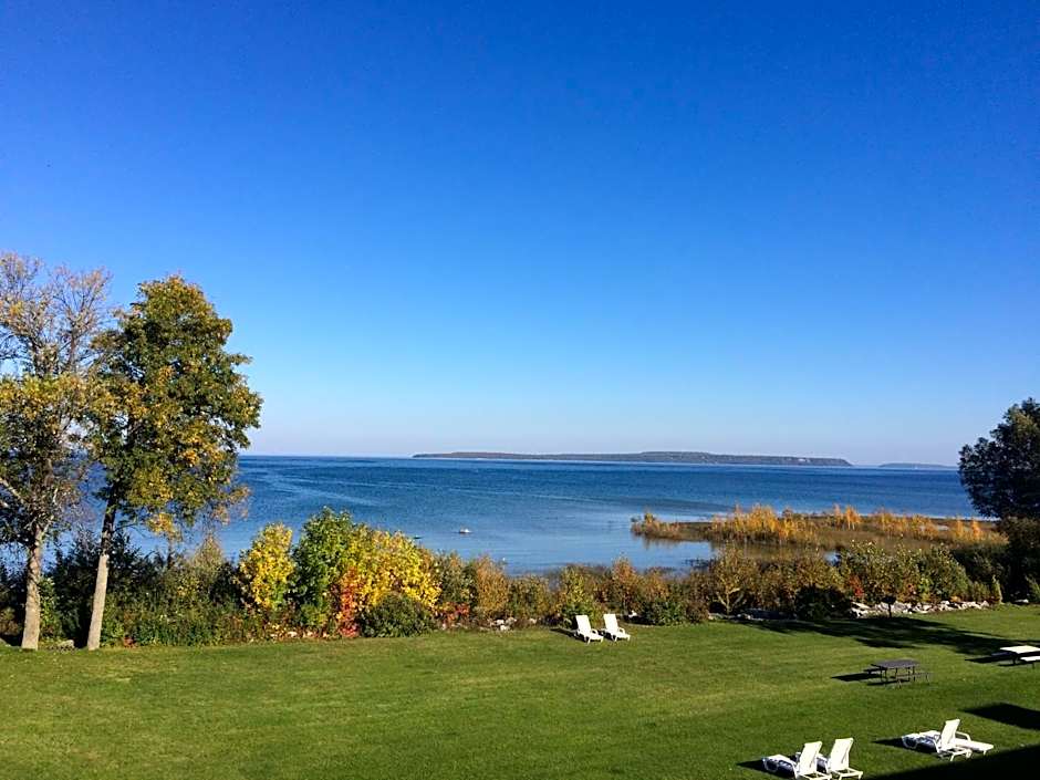 Baymont by Wyndham St. Ignace Lakefront