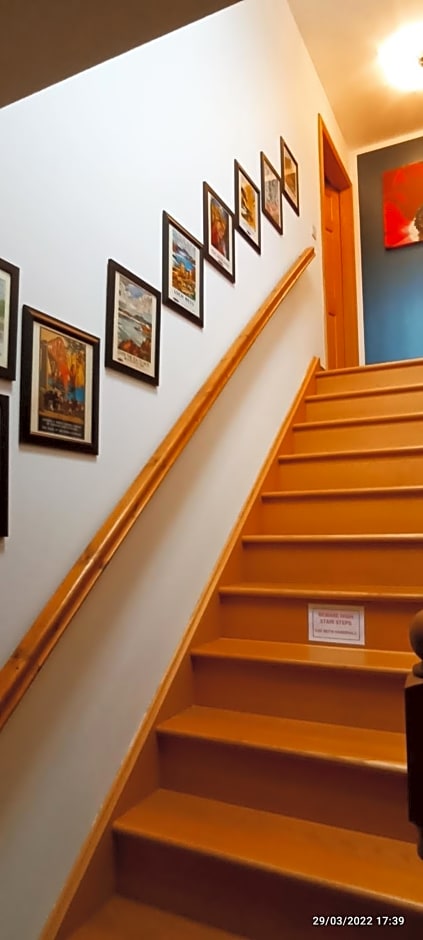 Outlander Boutique B&B King