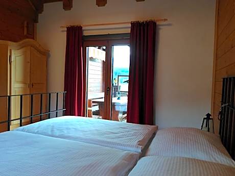 Deluxe Double Room with Bath