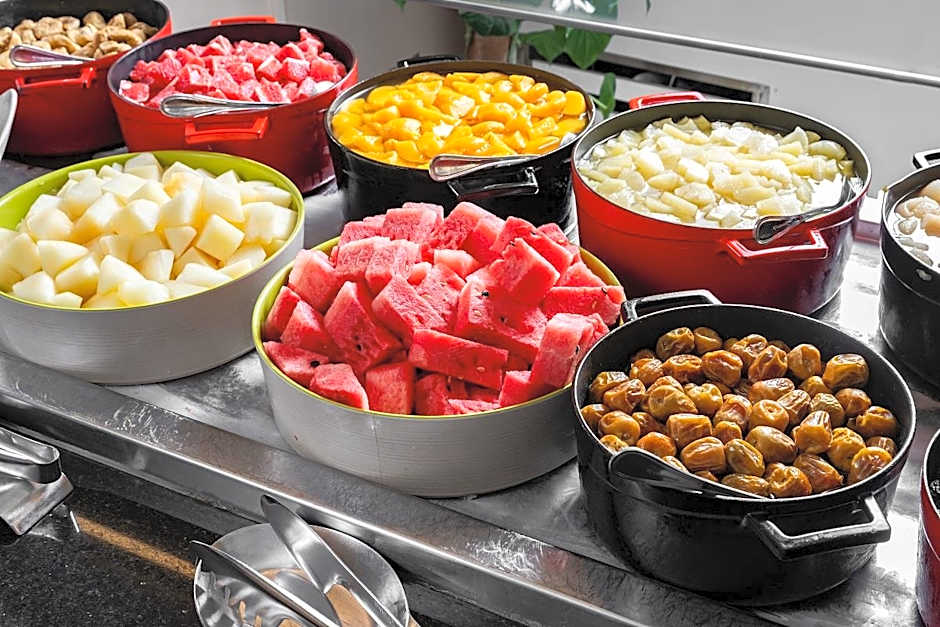 Al Aqeeq Madinah Hotel