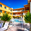 Page Terrace Beachfront Hotel