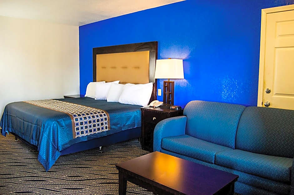 Blue Jay Inn & Suites