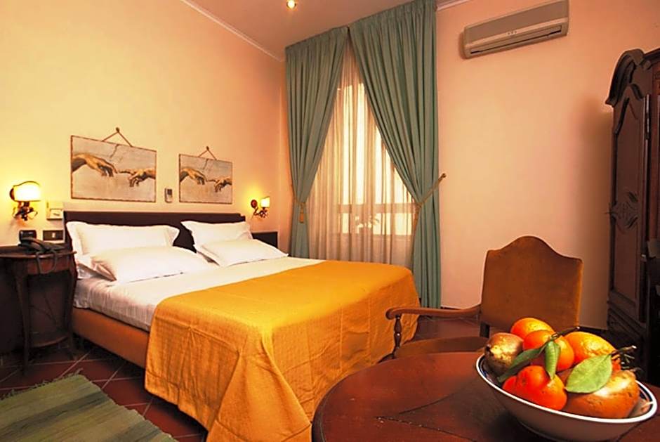 Toledo Hotel