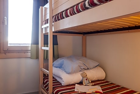 Apartment Capacity 4