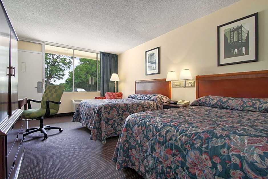 Super 8 by Wyndham Dover – Dover, DE