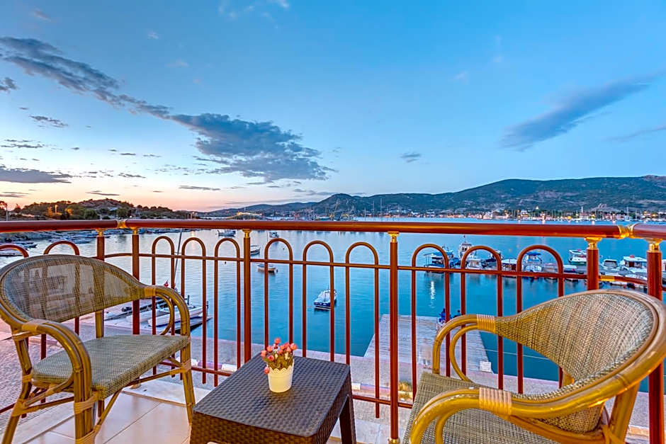 Hanedan Otel Foca Izmir