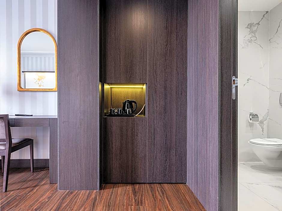 Intur Palacio San Martin