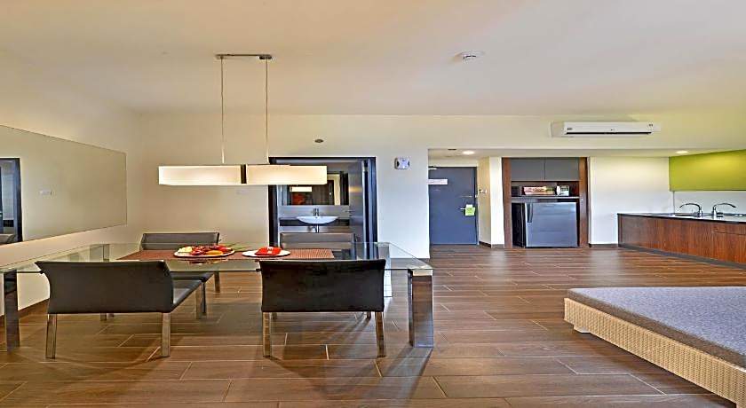 Whiz Prime Hotel Khatib Sulaiman Padang