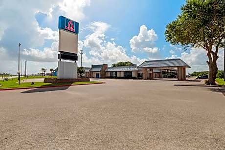 Motel 6 Port Lavaca, TX