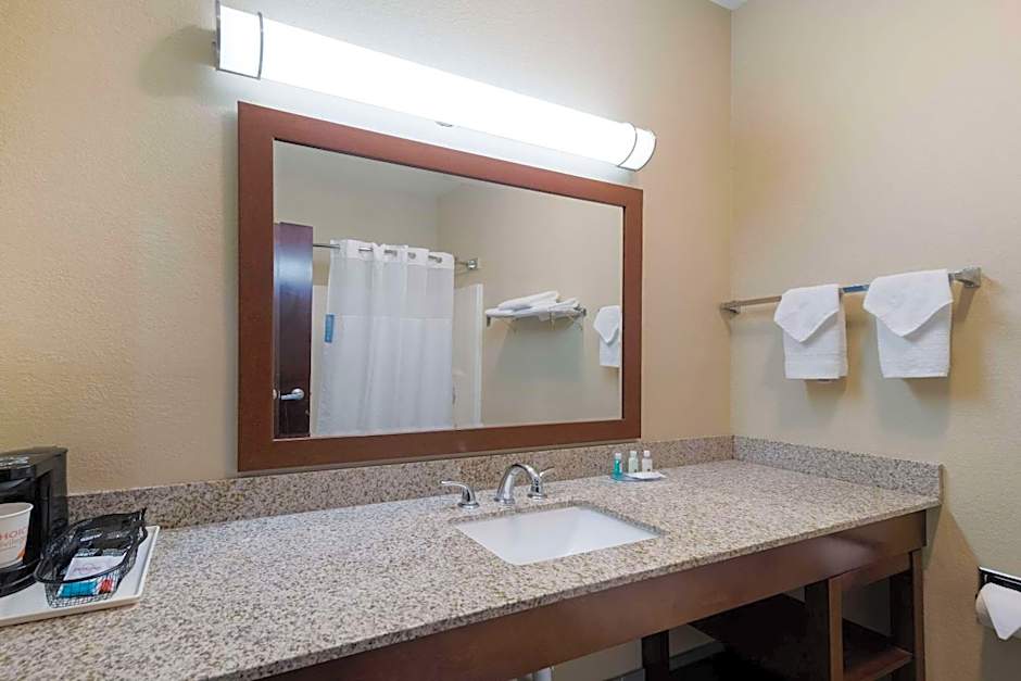 Quality Inn & Suites Terrell