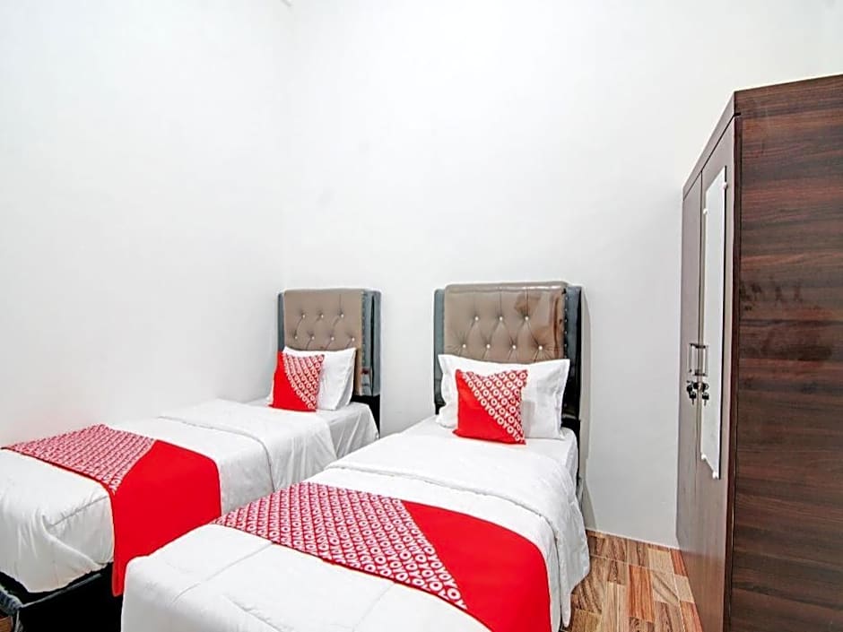 OYO 92946 Dekna Homestay Syariah
