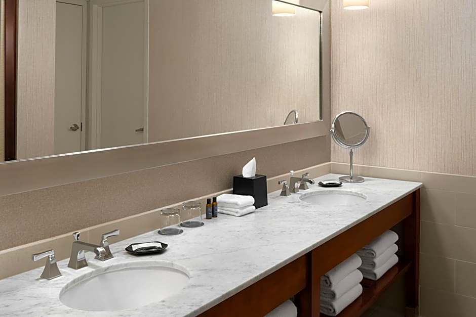 The Westin Chicago Northwest