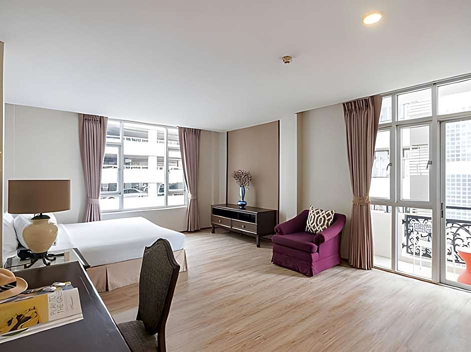 Asoke Residence Sukhumvit by UHG