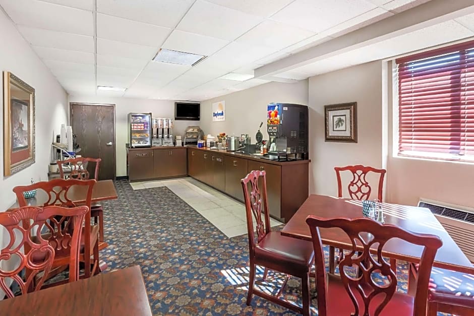Days Inn by Wyndham Grand Island I-80