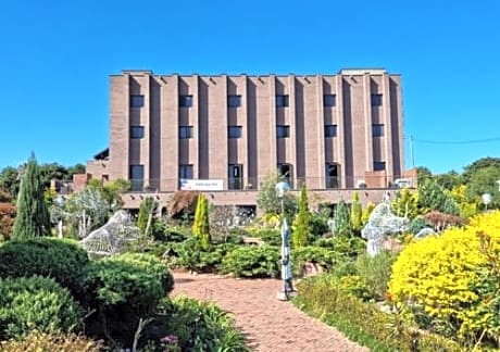 Herb Land Healing House