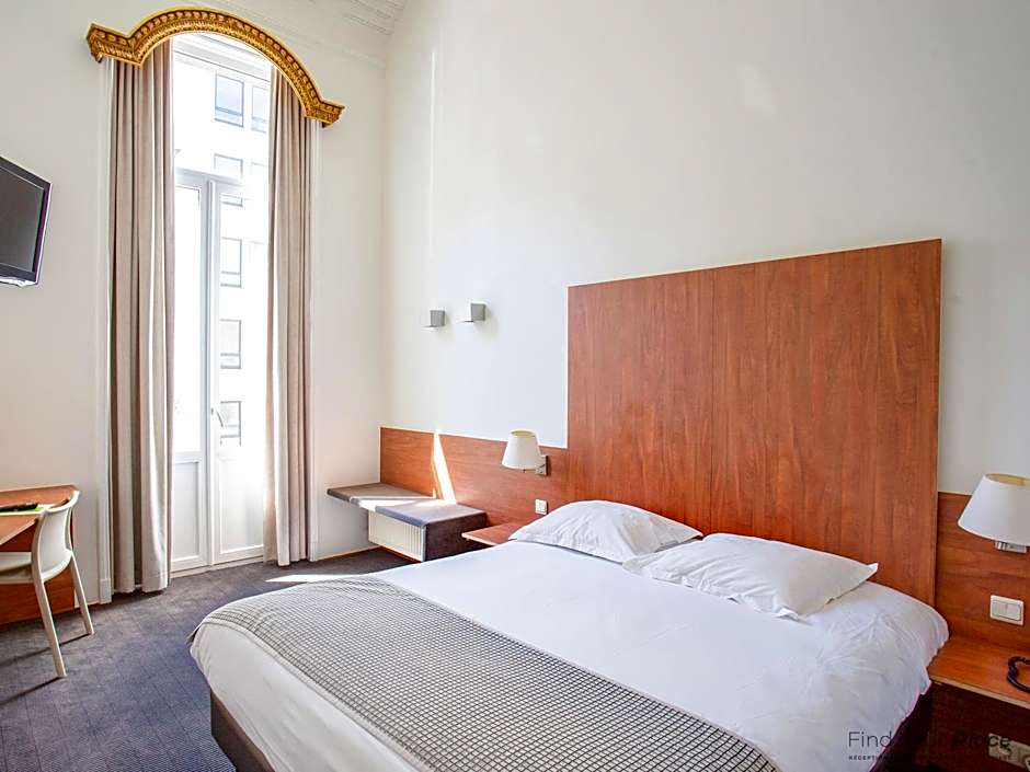 Hotel Du Congres