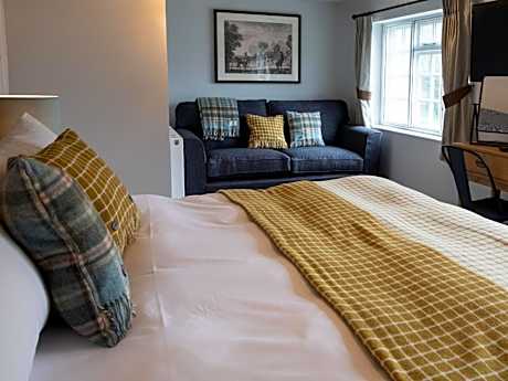 The Exeter Inn