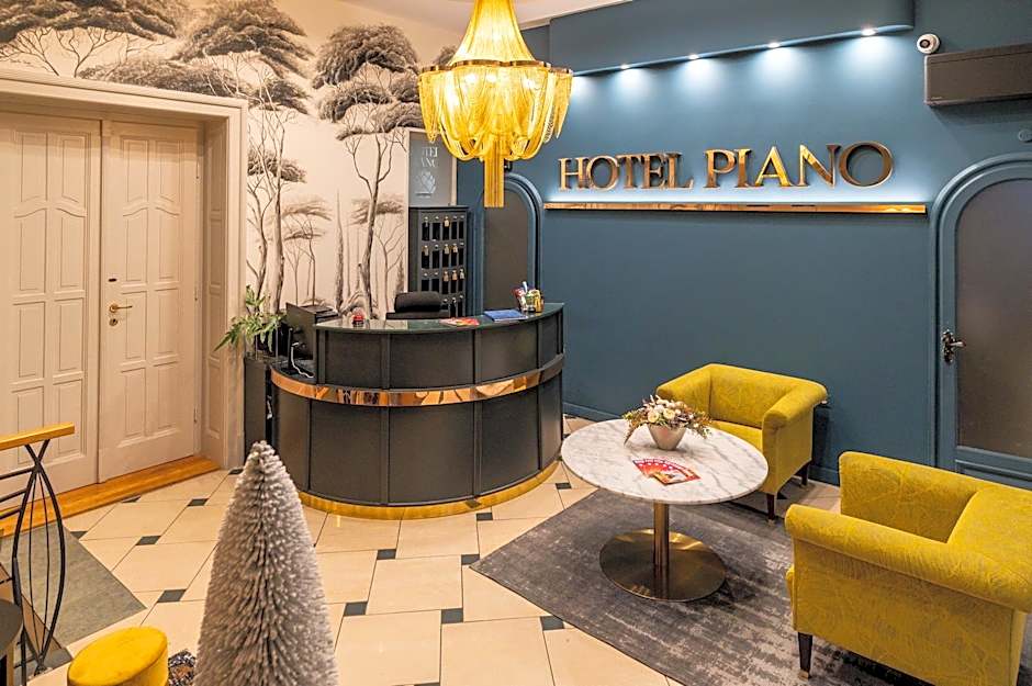 Hotel Piano