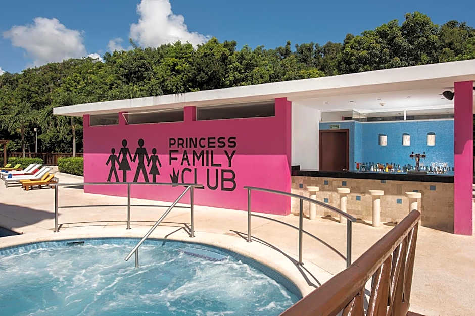 Family Club at Grand Riviera Princess - All Inclusive