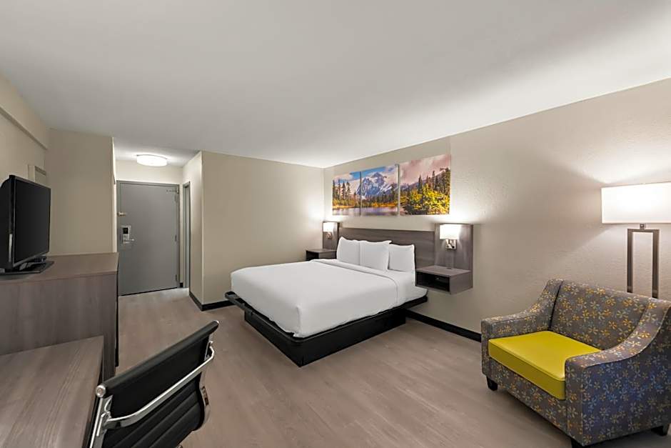 Clarion Pointe Rhinelander Downtown