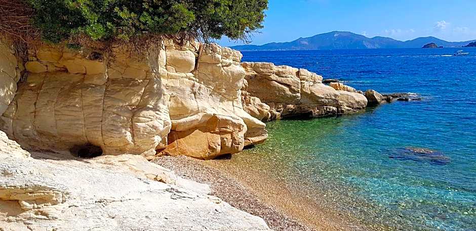 Blue Lake Holiday Homes - Keri Summer Escape