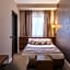 Smart Hotel Holiday